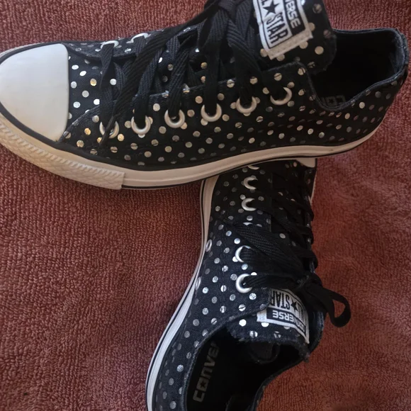Converse Black Polka Dot Sneakers(Men's Size 8) - Picture 4 of 6